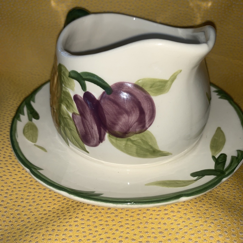 Vintage FRANCISCAN Fresh Fruit Gravy Boat USA  Attached Plate Mint